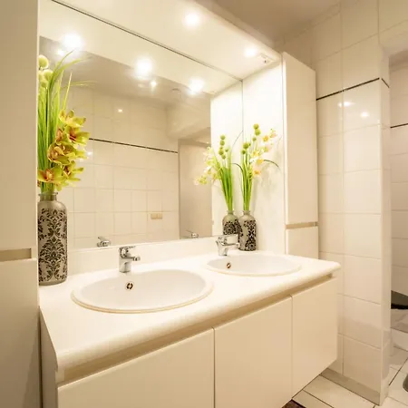 Alzaharis By Interhome Apartamento De Haan